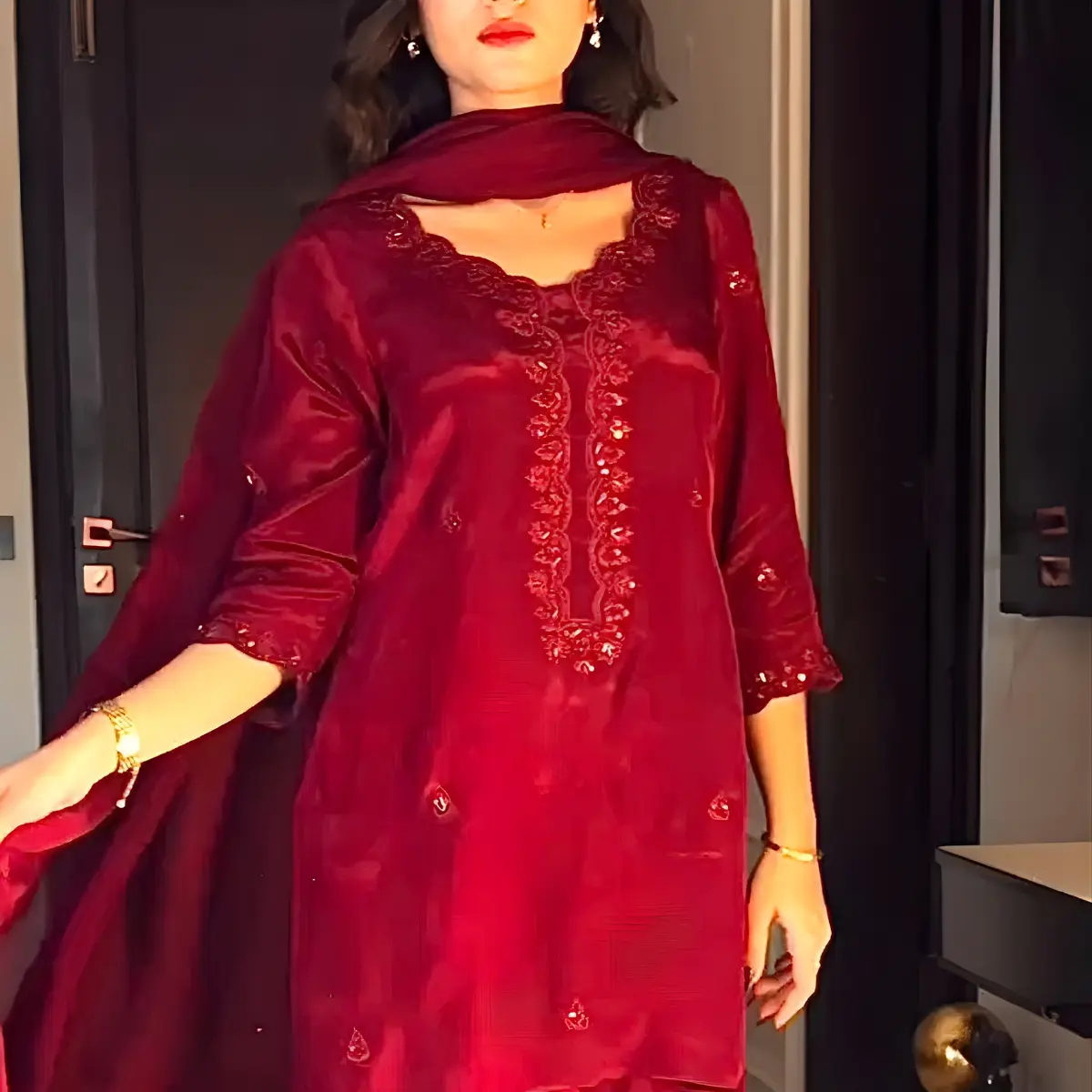 Pure Chinon Silk 3 Piece Kurti Set dupatta styling